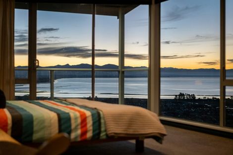 Photo of property in 3 Zeehaen Place, Britannia Heights, Nelson, 7010