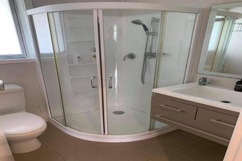 Photo of property in 2/50 Gordon Avenue, Milford, Auckland, 0620