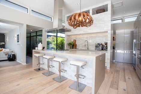 Photo of property in 455 Sawyers Arms Road, Harewood, Christchurch, 8051