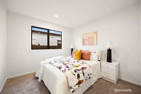 Photo of property in 8 Croatia Avenue, Huapai, Kumeu, 0810