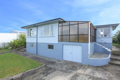 Photo of property in 122 Tuhikaramea Road, Dinsdale, Hamilton, 3204