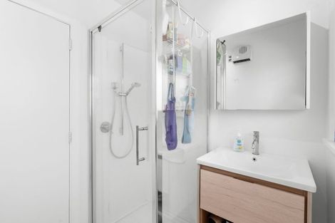 Photo of property in 1/27 Hills Road, Edgeware, Christchurch, 8013