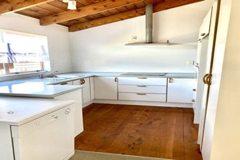 Photo of property in 2/47 Greenslade Crescent, Northcote, Auckland, 0627