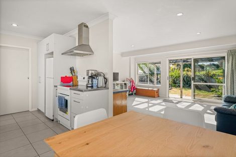 Photo of property in 16 Alpha Avenue, Coastlands, Whakatane, 3120