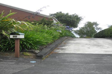 Photo of property in 28 Parkdale Drive, Aramoho, Whanganui, 4500