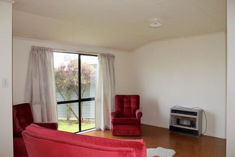 Photo of property in 62 Kaimanawa Street, Kelvin Grove, Palmerston North, 4414