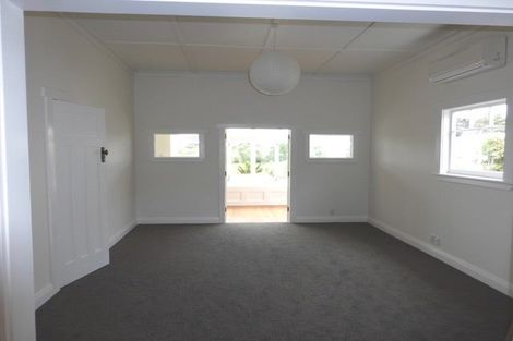 Photo of property in 69 Aramoana Avenue, Devonport, Auckland, 0624
