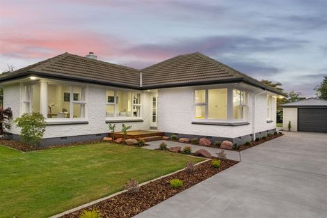 Photo of property in 39 Liverton Crescent, Bishopdale, Christchurch, 8053