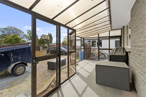 Photo of property in 28 Barnes Road, Redwood, Christchurch, 8051