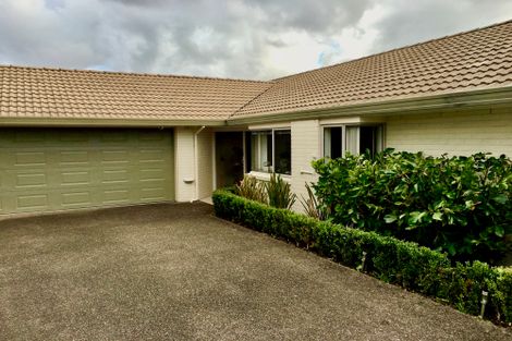 Photo of property in 6 Kilimanjaro Drive, Northpark, Auckland, 2013