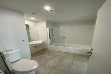 Photo of property in Beaumont Apartments, 14/12 Maunganui Road, Mount Maunganui, 3116