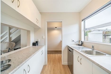 Photo of property in 4/46 King Street, Ebdentown, Upper Hutt, 5018