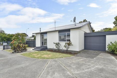 Photo of property in 1/16 Kawau Crescent, Bromley, Christchurch, 8062
