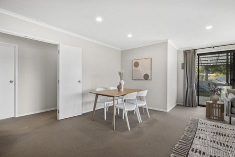 Photo of property in 12 Fendalton Place, Hatfields Beach, Orewa, 0931