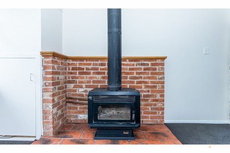 Photo of property in 6 Michael Street, Waimate, 7924