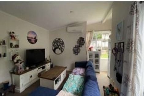 Photo of property in 1/728 Beach Road, Browns Bay, Auckland, 0630