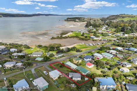 Photo of property in 21 Ngatoto Road, Tinopai, Matakohe, 0593