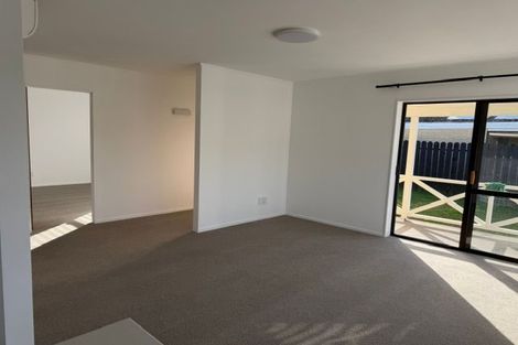 Photo of property in 2a Pine Road, Orewa, 0931