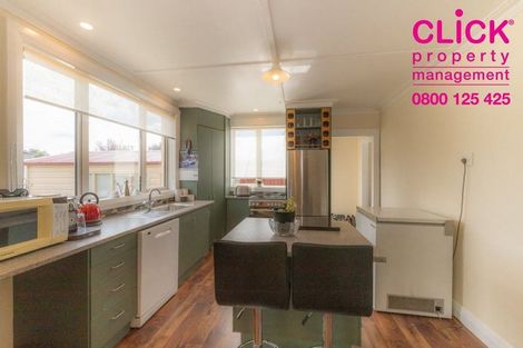 Photo of property in 16 Severn Street, Green Island, Dunedin, 9018