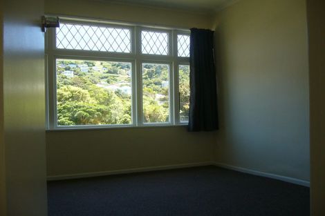 Photo of property in 37 Mckinley Crescent, Brooklyn, Wellington, 6021