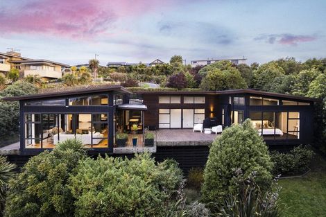 Photo of property in 1 Quarry Hill Terrace, Kennedys Bush, Christchurch, 8025