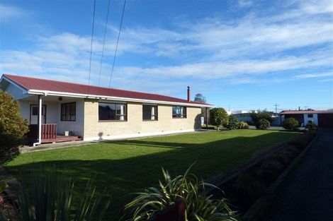 Photo of property in 46 Lanark Street, Balclutha, 9230