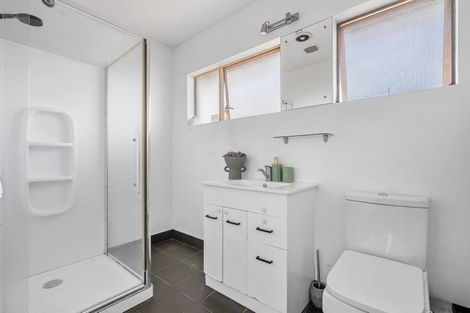 Photo of property in 1/36 Moore Street, Hillcrest, Auckland, 0627