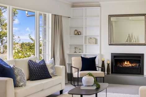 Photo of property in 24 Salem Place, Torbay, Auckland, 0630