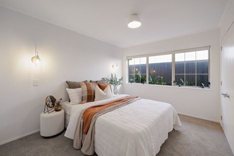 Photo of property in 384b Devonport Road, Tauranga South, Tauranga, 3112