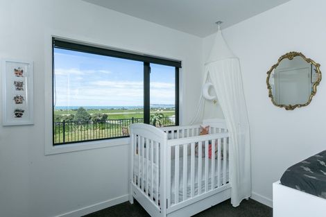 Photo of property in 685 Main North Road, Bay View, Napier, 4104