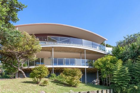 Photo of property in 36 Tutaritari Road, Hahei, Whitianga, 3591