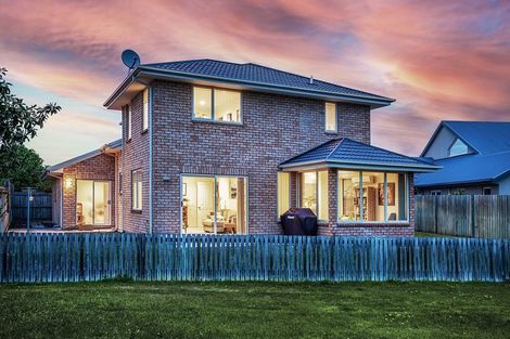 Photo of property in 16 Laguna Gardens, Shirley, Christchurch, 8052