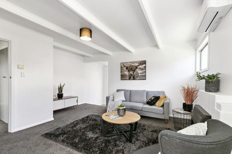 Photo of property in 15 Wright Street, Wainuiomata, Lower Hutt, 5014