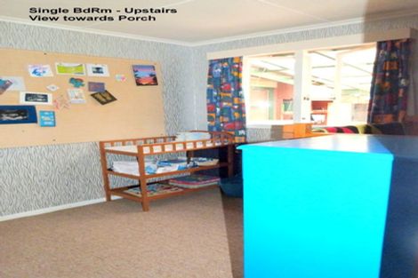 Photo of property in 43a Wyndham Road, Pinehaven, Upper Hutt, 5019