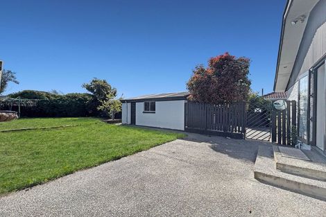 Photo of property in 48 Inwoods Road, Parklands, Christchurch, 8083