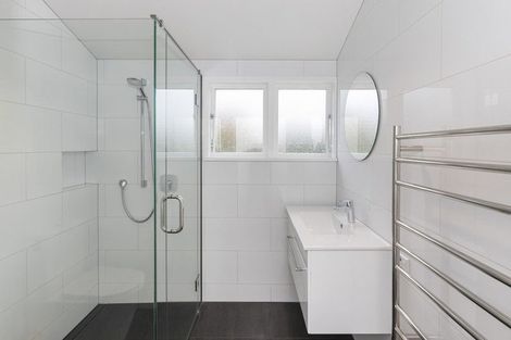 Photo of property in 16 Brenchley Avenue, Strowan, Christchurch, 8052