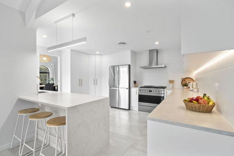 Photo of property in 56 Solway Avenue, Ilam, Christchurch, 8041