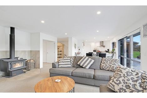 Photo of property in 205 High Street, Oxford, 7430