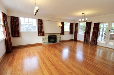 Photo of property in 13 David Crescent, Karori, Wellington, 6012