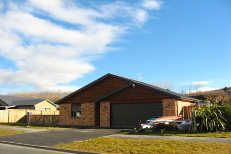 Photo of property in 17 Mavora Road, Lake Hayes, Queenstown, 9304