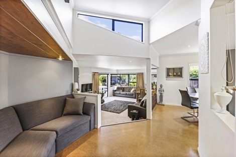 Photo of property in 5 Landell Place, Harrowfield, Hamilton, 3210