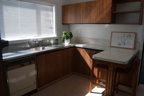 Photo of property in 18 Trelissick Crescent, Ngaio, Wellington, 6035