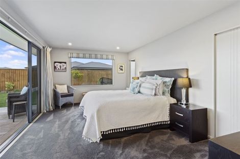 Photo of property in 32 Beachvale Drive, Kaiapoi, 7630