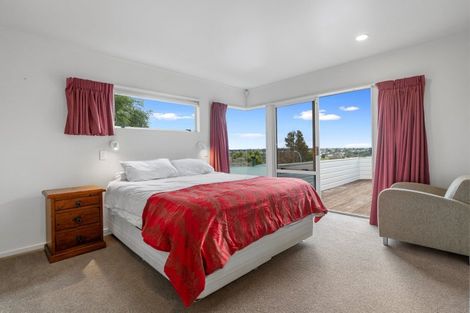Photo of property in 6 Osprey Drive, Welcome Bay, Tauranga, 3112