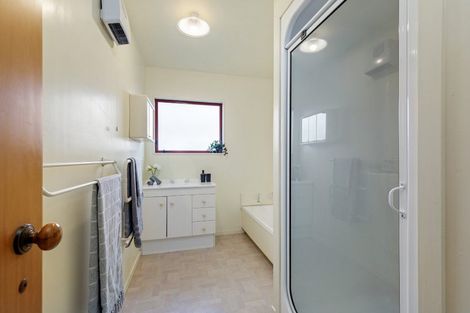 Photo of property in 45a Leighton Avenue, Waiwhetu, Lower Hutt, 5010