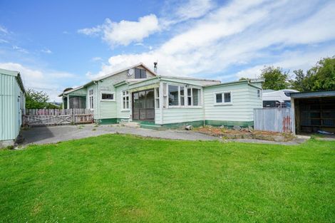 Photo of property in 11 Clifden Highway, Tuatapere, 9620