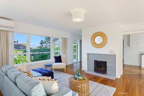 Photo of property in 52-56 Winara Avenue, Waikanae, 5036