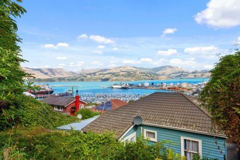 Photo of property in 18 Simeon Quay, Lyttelton, 8082