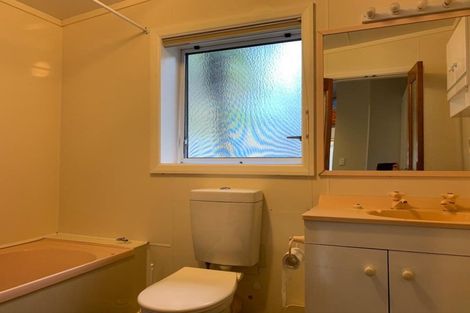 Photo of property in 8 Pingau Street, Paekakariki, 5034