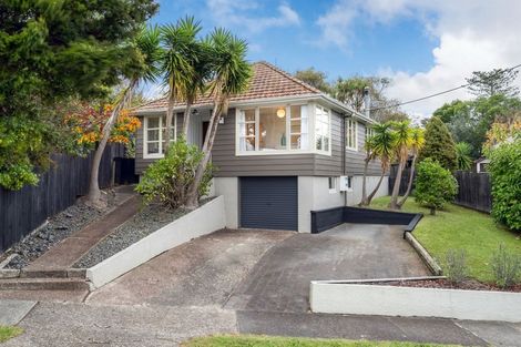 Photo of property in 2 Nutsey Avenue, Northcote, Auckland, 0627